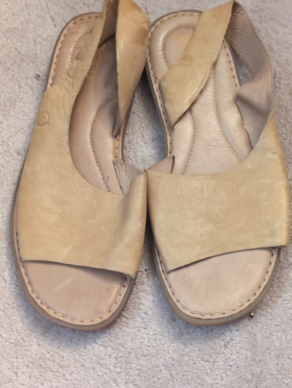 Born Women's Soft Neutral Yellow Leather Slide Sandals with Cushioned Footbed